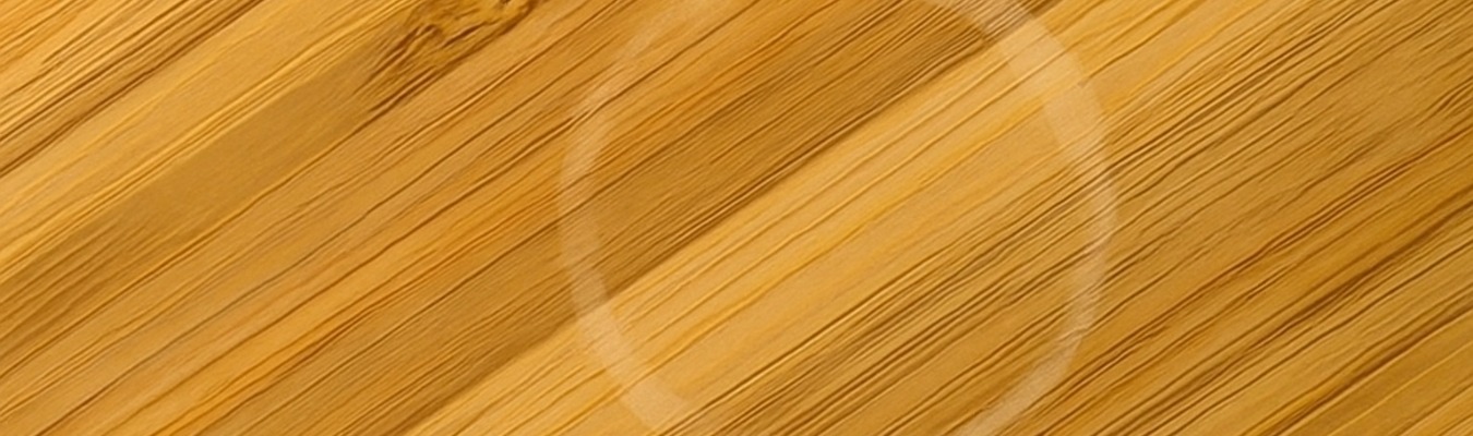 Comment enlever une tache d'eau sur un meuble ciré ?